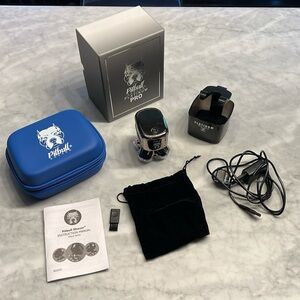 Skull Shaver Pitbull Platinum Pro. Electric shaver bundle. Rinse stand. Case.